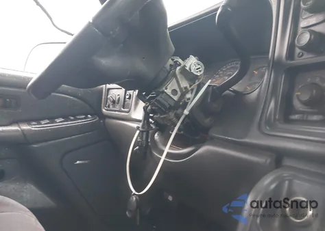 2005 Chevrolet Silverado 2500Hd Ls from USA, damaged, VIN 1GCHC23U65F811486